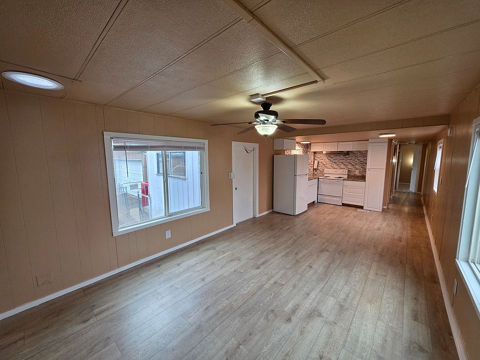 1st image of 17223 E 4th Ave