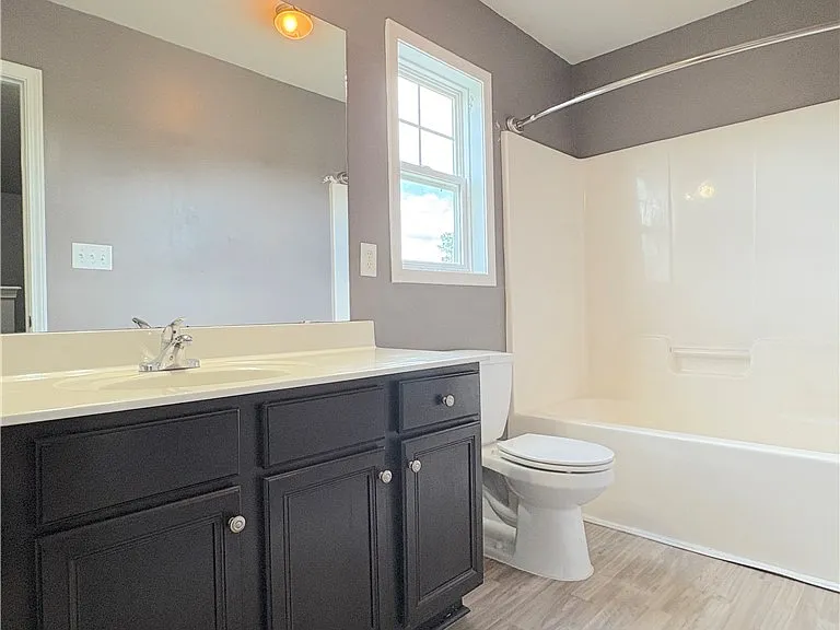 260 Trenton Pl — Photo 13