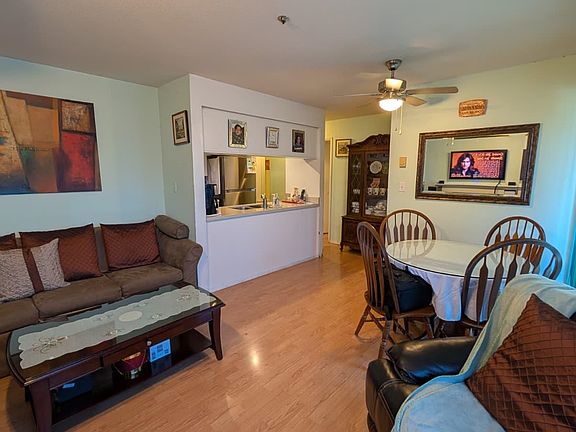 2nd image of 4950 Joyce St #203