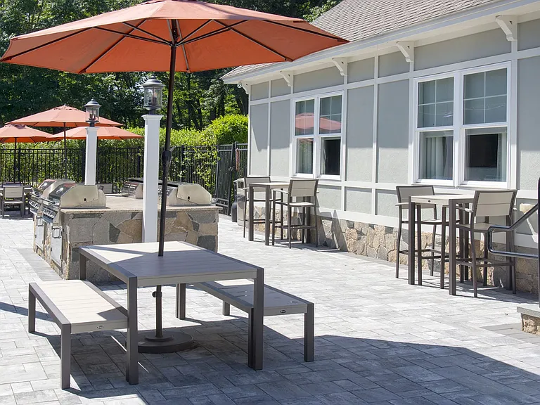The Commons at Windsor Gardens — Photo 32