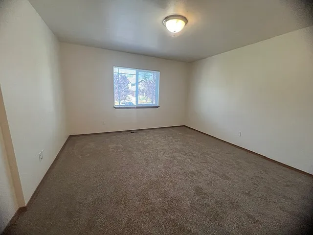 10616 62nd Ave NE — Photo 14
