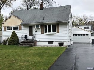 772 Newcomb Rd, Ridgewood, NJ 07450