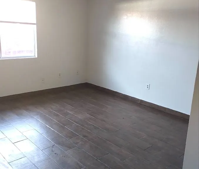 577 Montecito Ave — Photo 4