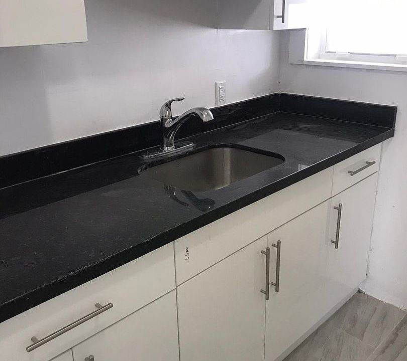 1st image of 1801 NW 1st Ct #4