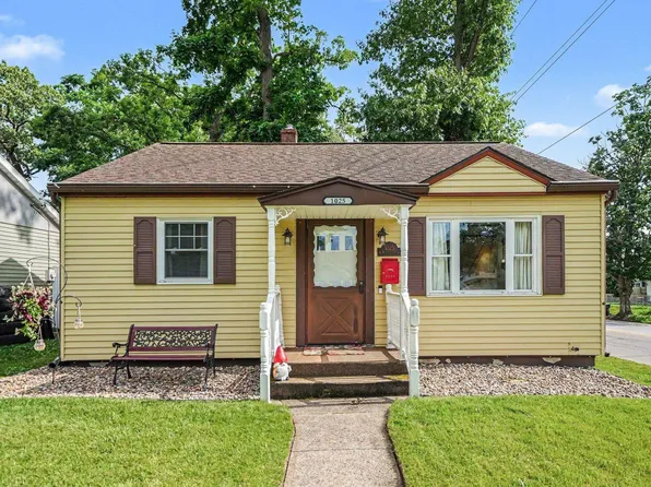 1025 W Battell St, Mishawaka, IN 46545