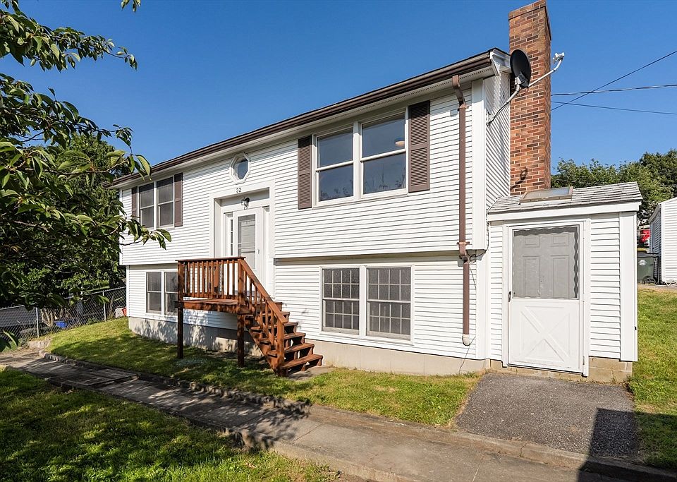 1st image of 32 Danis St