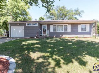 2408 SW Indian Trl, Topeka, KS 66614