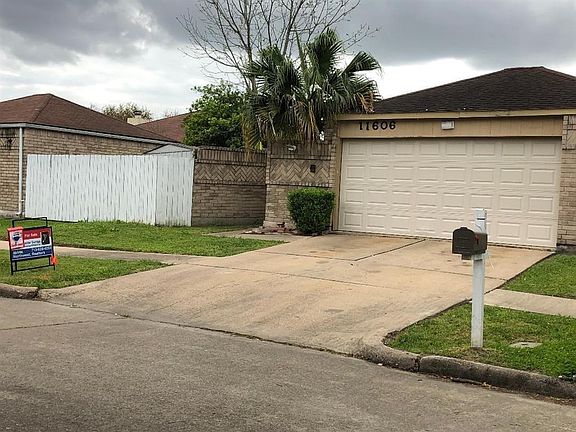 3rd image of 11606 Bowlan Ln