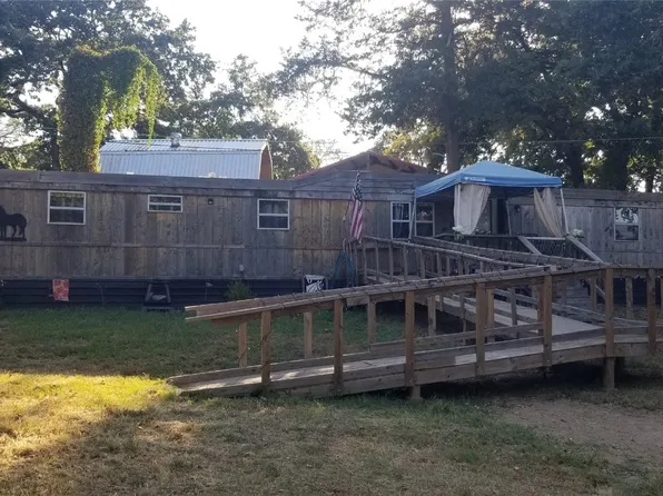 265 Robin Hood Rd, Gordonville, TX 76245