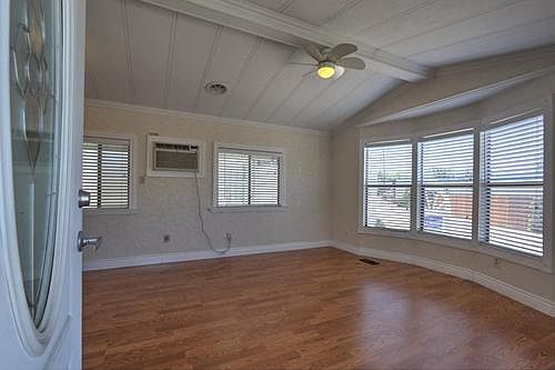 4th image of 440 Moffett Blvd Spc 26