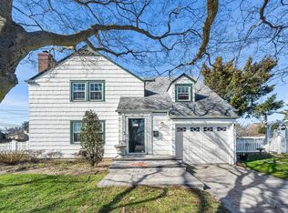 2944 Tulip Ave, Baldwin, NY 11510