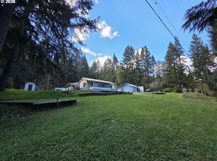 195 Section Creek Rd, Glendale, OR 97442