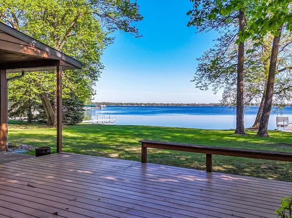 570 Shorewood Dr, Detroit Lakes, MN 56501