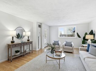 East Bay Condominium, Weymouth, MA 02191