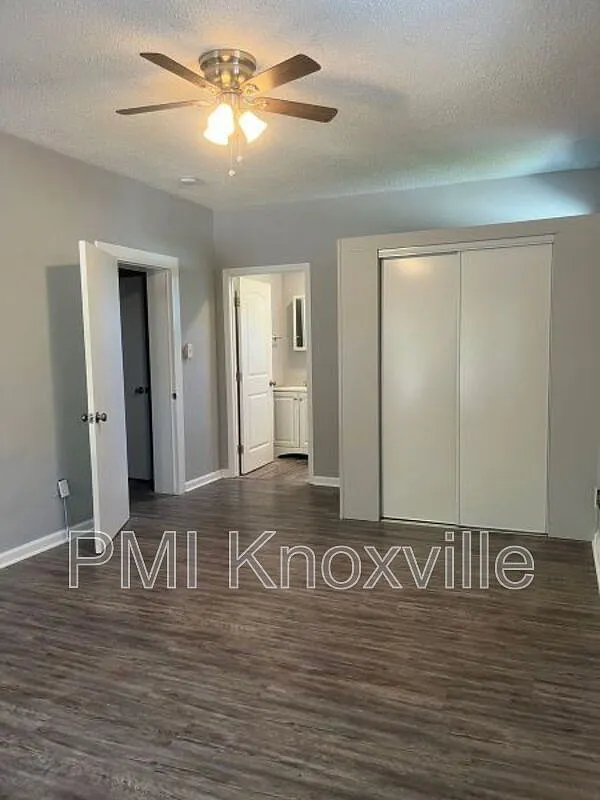 3 bed, 2.0 bath, 1650 sqft, $1,295 — Photo 2