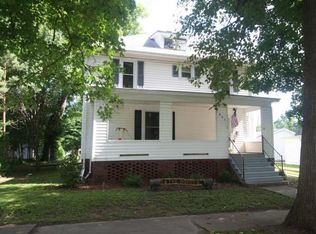 807 W North 1st St, Shelbyville, IL 62565