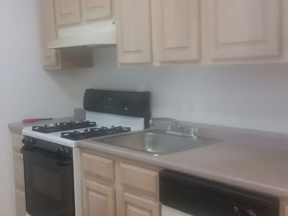 1st image of 3025 43rd St #2nd