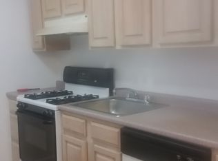 3025 43rd St #2ND, Astoria, NY 11103