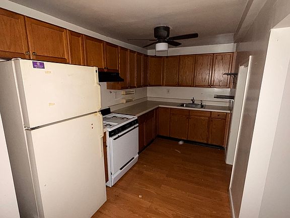 5th image of 424 Valley St #1L