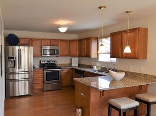 907 8th St, Pasadena, MD 21122