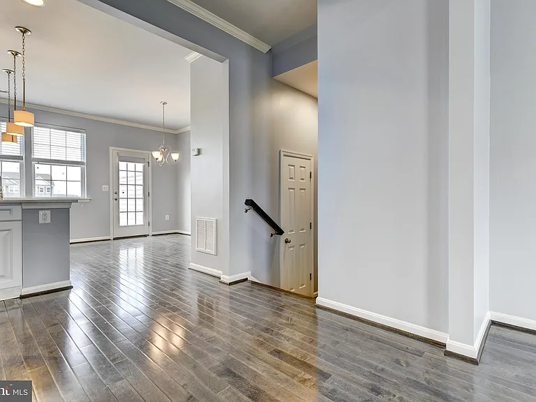 44104 Turf Field Sq — Photo 5