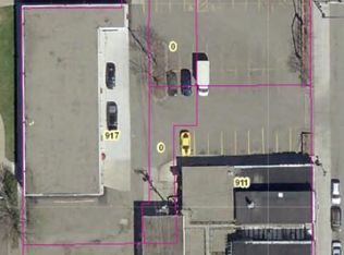 911 Rice St, Saint Paul, MN 55117