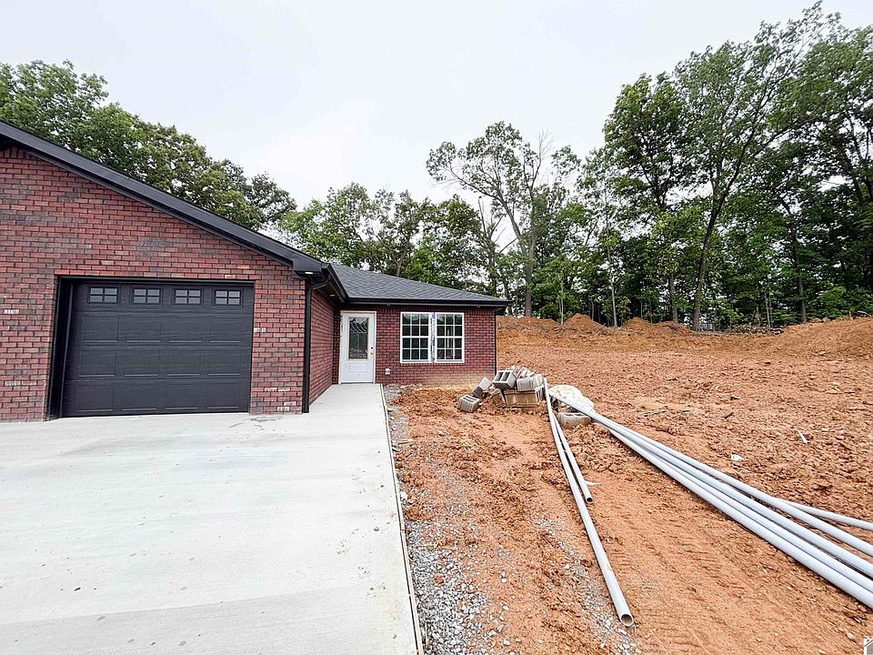 1st image of 167 Blanton Ct