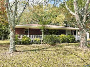 130 Suttles Ave, Rainsville, AL 35986