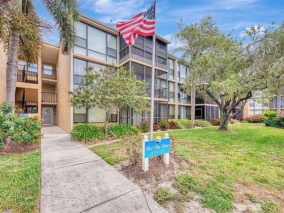 4th image of 618 Bird Bay Dr S APT 212