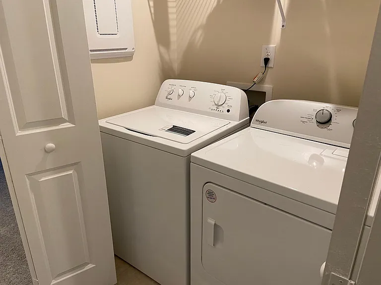 Washer / Dryer in Unit