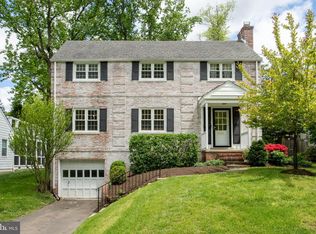 6003 Gloster Rd, Bethesda, MD 20816