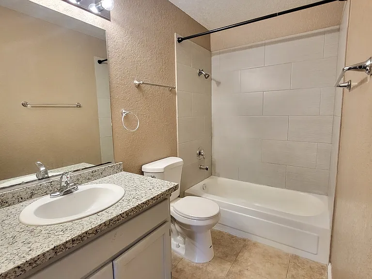 5044 S Rainbow Blvd #206-1 — Photo 6