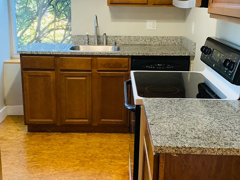 857 Goodfellow Blvd #B — Photo 7