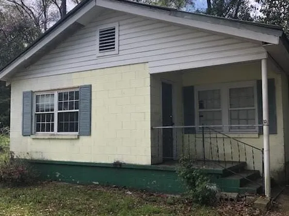 2203 16th Pl, Phenix City, AL 36867