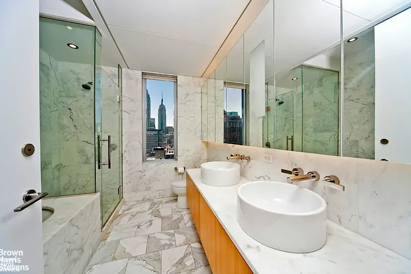 18 West 48th Street — Photo 4