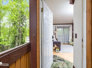 7352 Huntsmen Cir #15-C, Anchorage, AK 99518