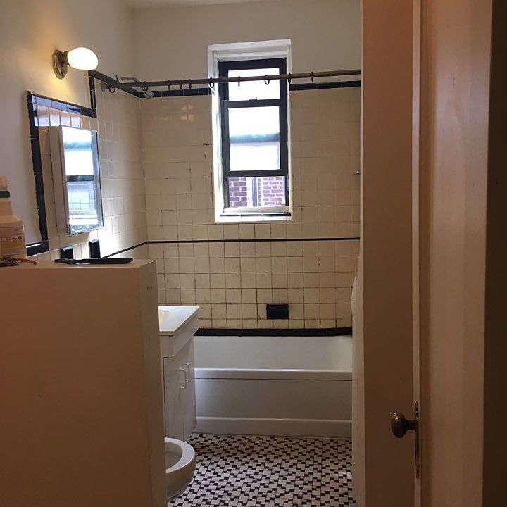 2nd image of 4216 80th St #F5