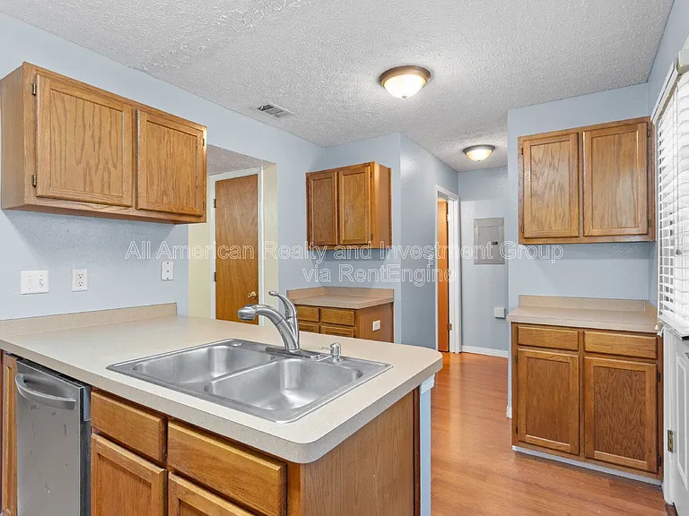 1815 Pointed Leaf Ln — Photo 10