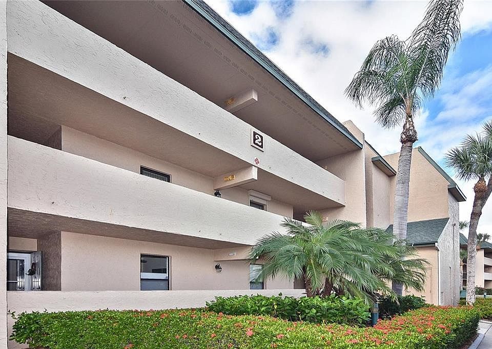 1st image of 601 Shreve St Building 2