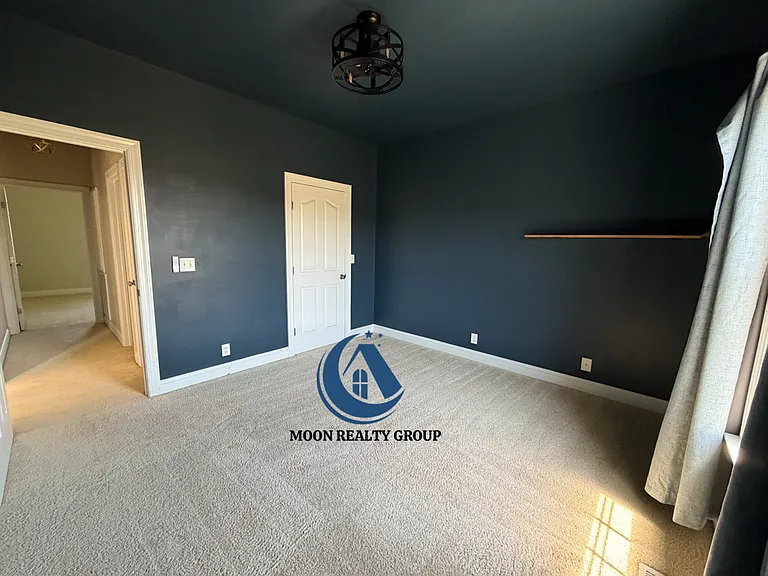 106 E Wendy Way — Photo 15