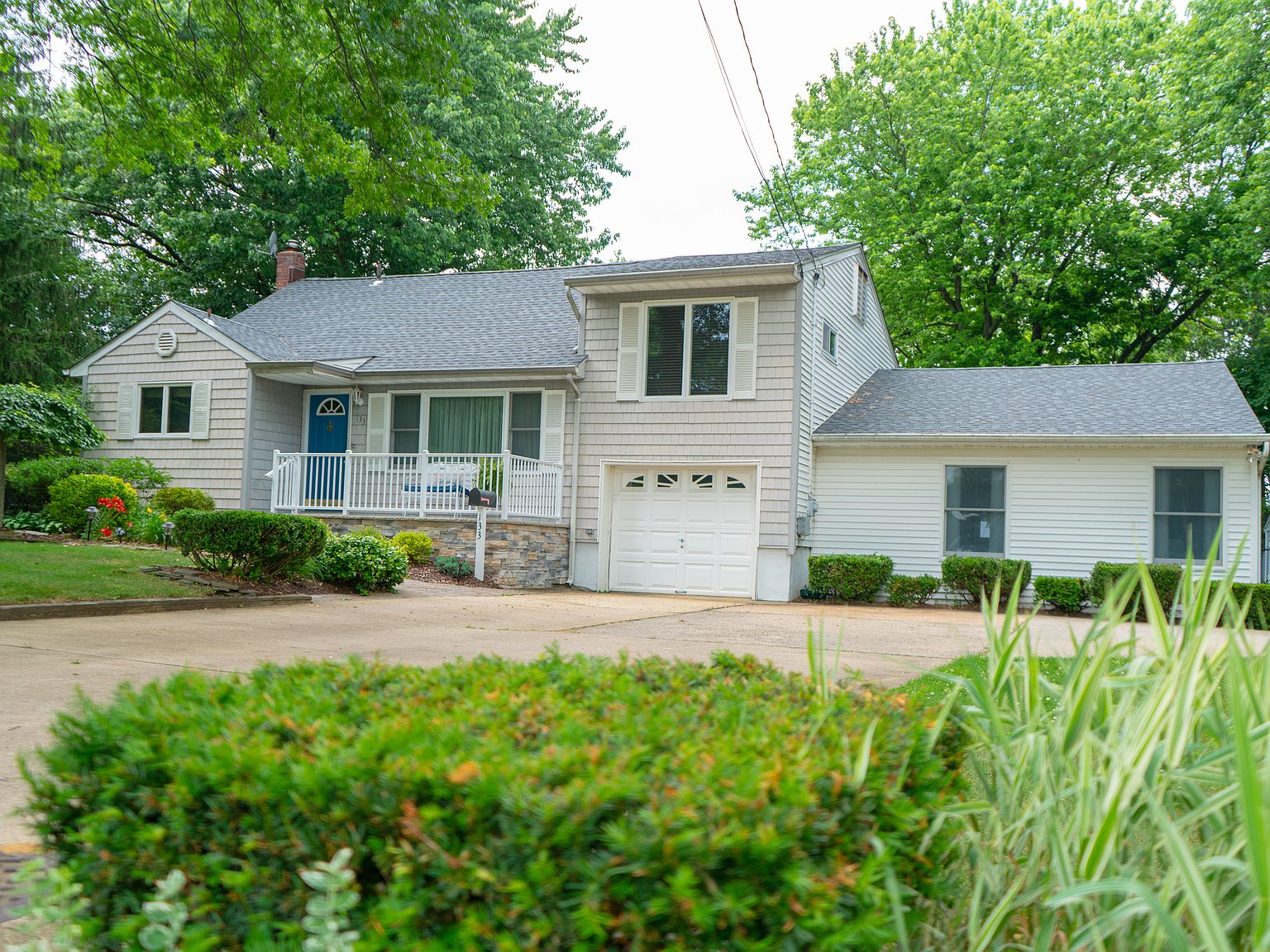 133 Cherry Tree Farm Rd Middletown Nj 07748 Zillow