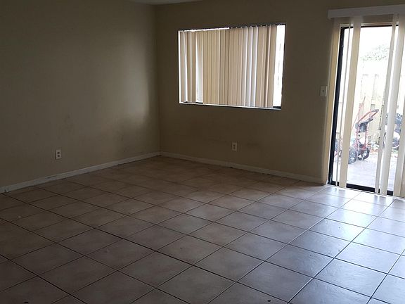 4th image of 4406 Inlet Circle #4406