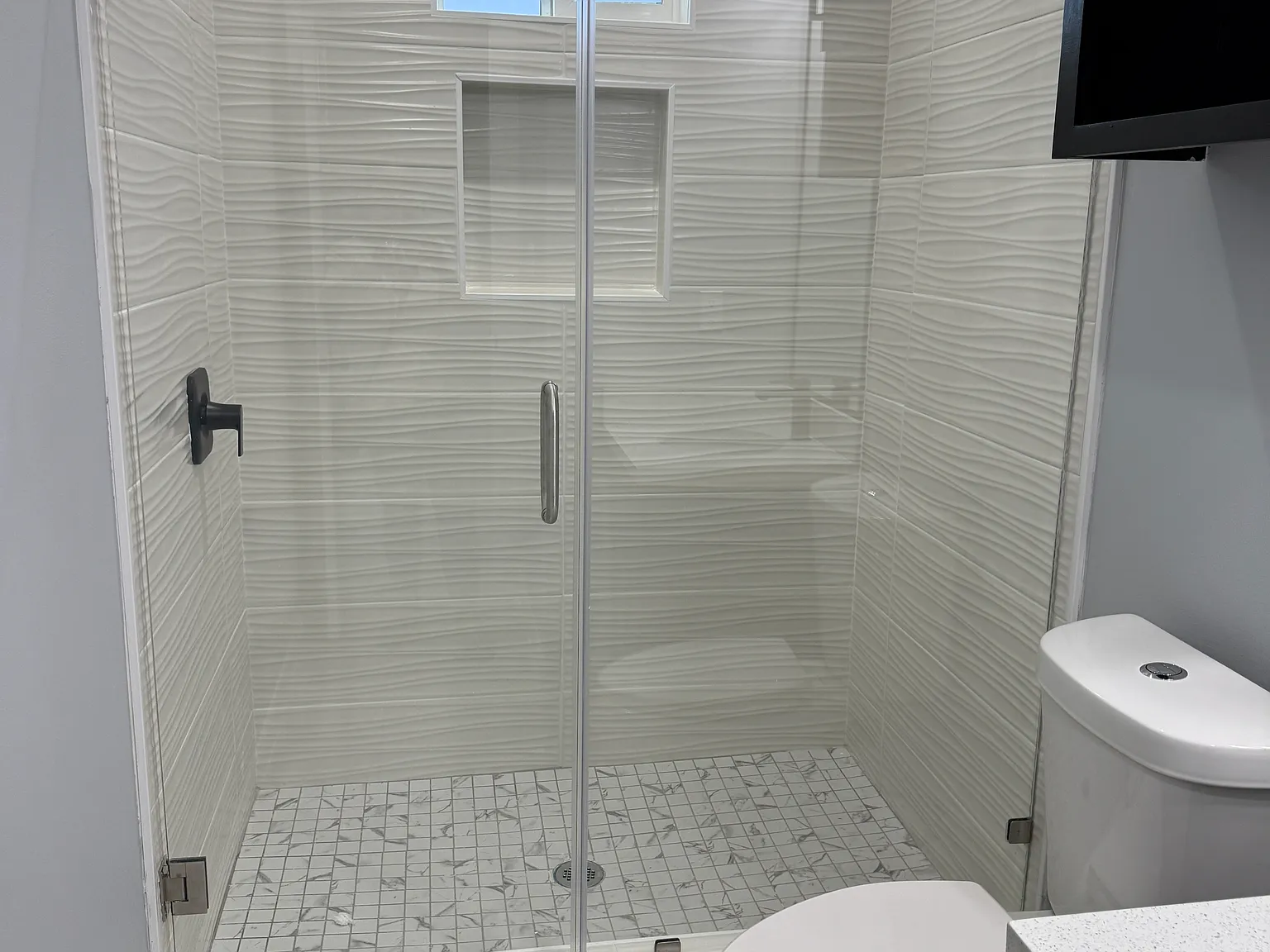 508 N Emerald Ave — Photo 3