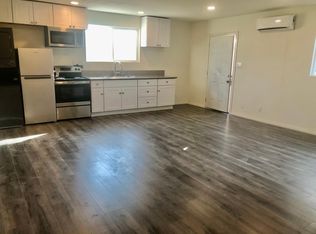16847 Covello St, Van Nuys, CA 91406