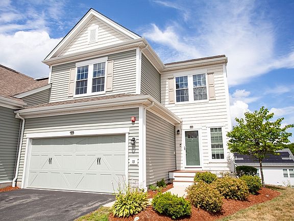 2nd image of 15 Locust Ln #15
