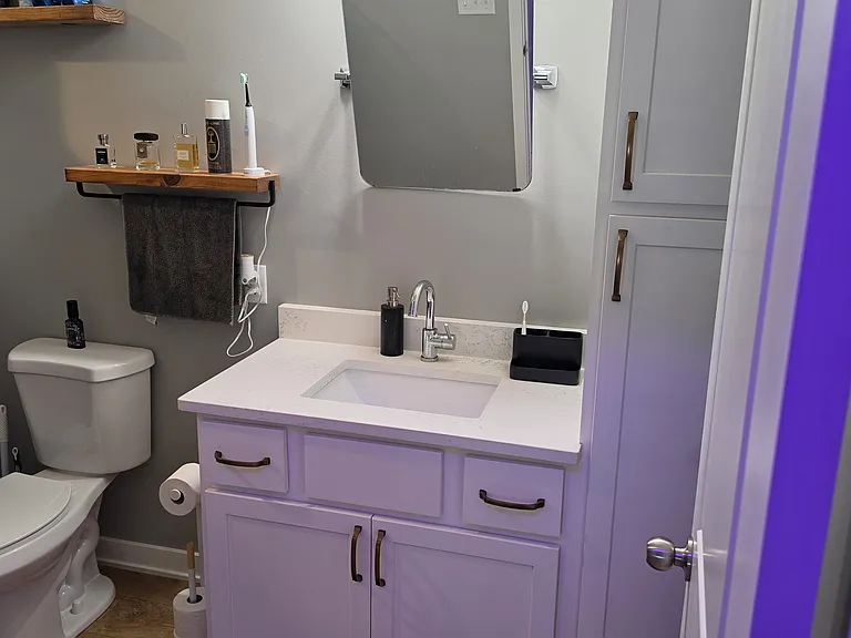 14021 Cheshire Ln N — Photo 21