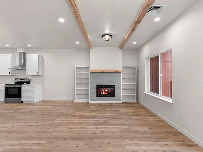 412 Aplets Way — Photo 22