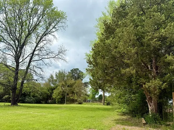 County Road 1800, Crockett, TX 75835