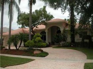 11001 Redhawk St, Plantation, FL 33324