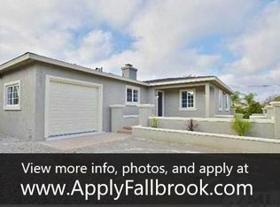 1207 E Fallbrook St, Fallbrook, CA 92028
